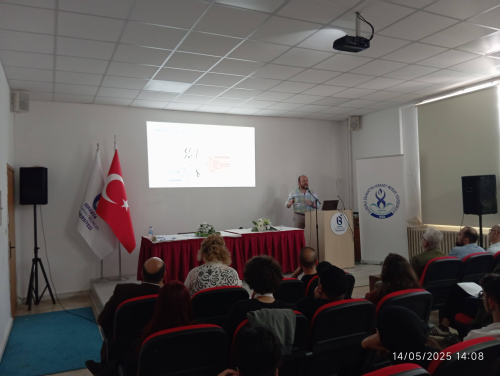 18. Bilişim ve Kariyer Günleri kapsamında Geleceği Kodlayan Zeka Semineri gerçekleştirildi