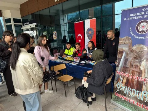 Bağımlılıkla Mücadele Konusunda Farkındalık Standı Açıldı