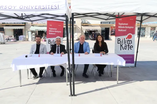MAKÜ Diş Hekimliği Fakültesi meydanda: Vatandaşlara ağız ve diş sağlığı danışmanlığı