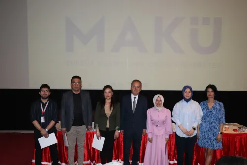 MAKÜ Engelli Öğrenci Koordinatörlüğünün Katkılarıyla “Engelliliğe Bütünsel Bakış” Paneli Gerçekleştirildi