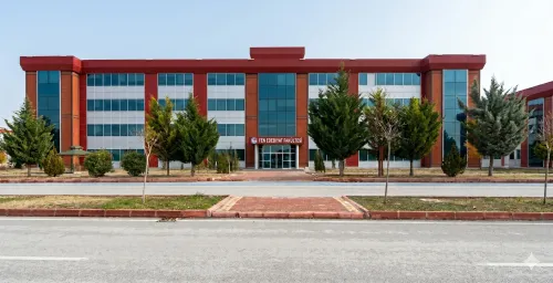 Türk Dili ve Edebiyatı ve Moleküler Biyoloji ve Genetik Bölümlerimizden Doktora Gelişmesi