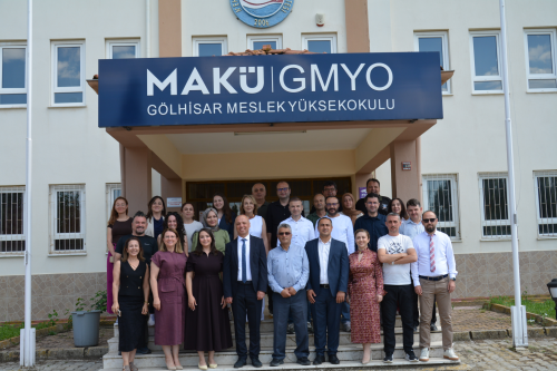 Gölhisar Meslek Yüksekokulu’nda Akademik Kurul Toplantısı Gerçekleştirildi