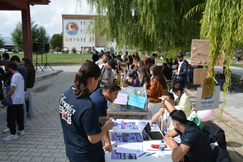 Gölhisar Yerleşkesinde "Topluluk Tanıtım Günleri" Tamamlandı