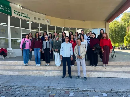 Çocuk Gelişimi Programı Öğrencilerine Oryantasyon Eğitimi Düzenlendi