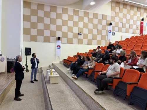 Sosyal Bilimler Meslek Yüksekokulunda 2026-2027 Eğitim-Öğretim Yılı Güz Dönemi Akademik Kurul Toplantısı Gerçekleştirildi