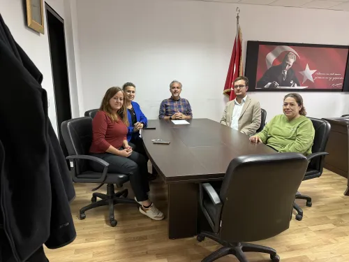 Sosyal Bilimler Meslek Yüksekokulunda İdari Personel Toplantısı Gerçekleştirildi