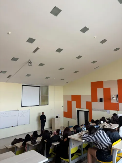 Büro Yönetimi ve Yönetici Asistanlığı Programı Öğrencilerine Yönelik Kariyer Planlama ve Kariyer Yönetimi Eğitimi