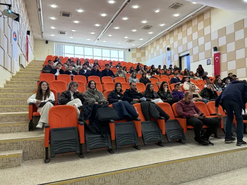 Burdur İl Emniyet Müdürlüğü Uzmanlarından Meslek Yüksekokulumuz Öğrencilerine Farkındalık Semineri