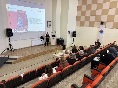 Meslek Yüksekokulumuz Akademik Personeline Yönelik "Bağımlılıkla Mücadele" Semineri Düzenlendi