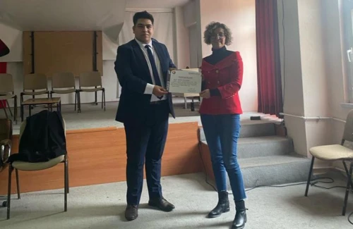 A Conversation with Our Graduates Was Held with Our Students