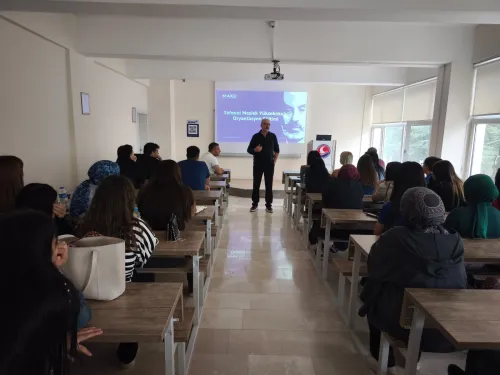 Öğrencilerimize Oryantasyon Eğitimi Düzenlendi